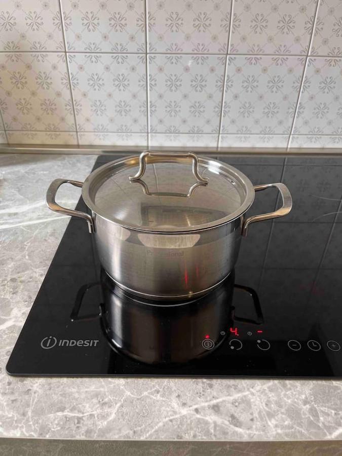 Lotus Home Eleganza E Accoglienza A Mantua Dış mekan fotoğraf